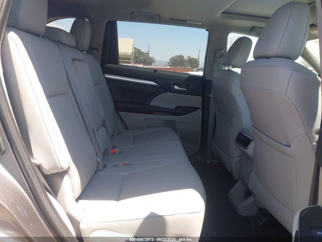5TDKZRFH1KS563381 Toyota 2gr-fks