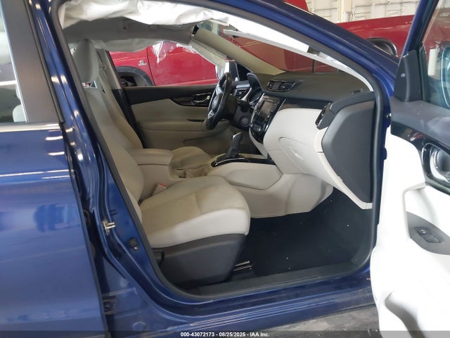 JN1BJ1CP9KW228005 Nissan 2019