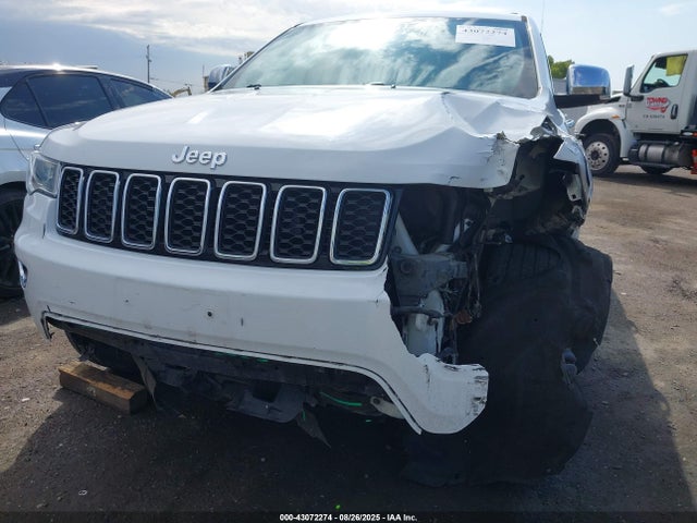 1C4RJEBGXJC212500 Jeep Grand Cherokee