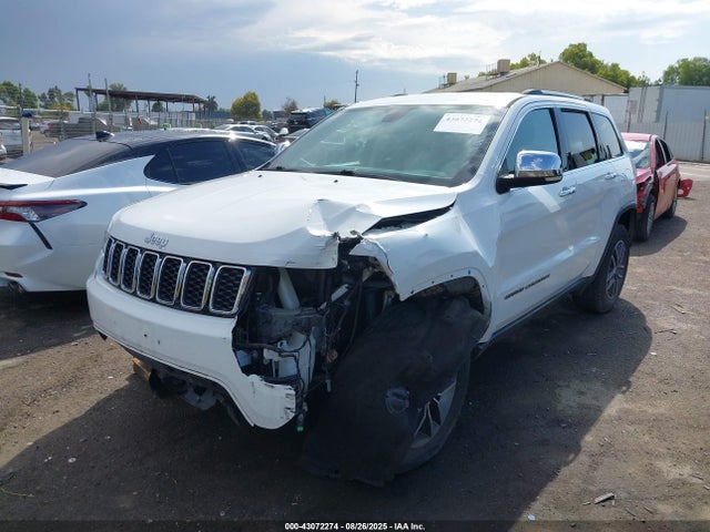 1C4RJEBGXJC212500 Jeep Grand Cherokee