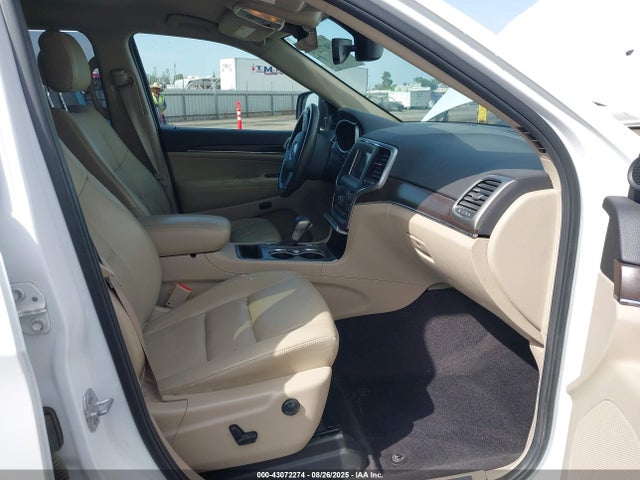 1C4RJEBGXJC212500 Jeep Grand Cherokee