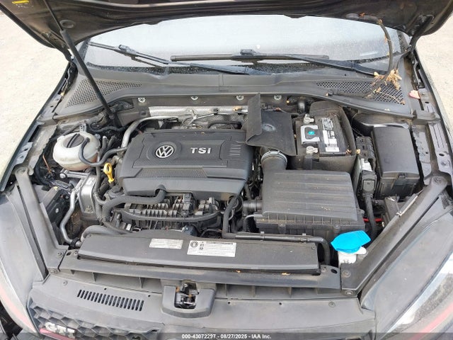3VWTT7AU6FM074105 Volkswagen 2015