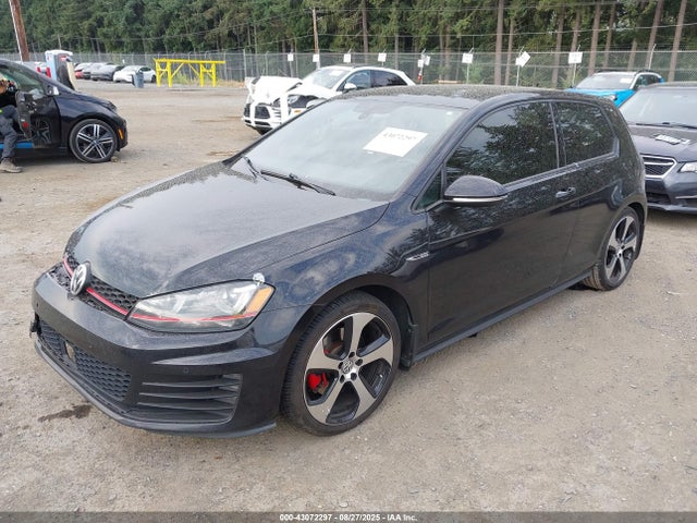 3VWTT7AU6FM074105 Volkswagen 2015