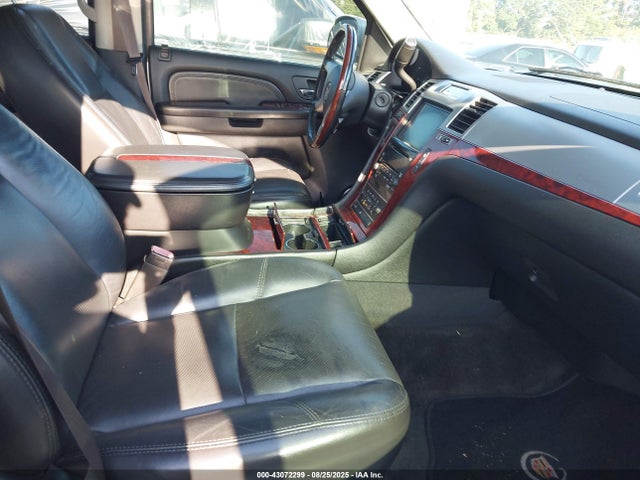 2007 CADILLAC ESCALADE ESV 1GYFK66867R357915 Photo 4