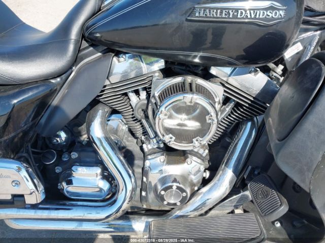 2014 HARLEY-DAVIDSON FLHTCU 1HD1FCM17EB676625 Photo 7