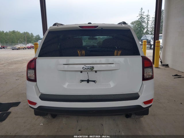 1C4NJDBB9GD756048 Jeep Compass