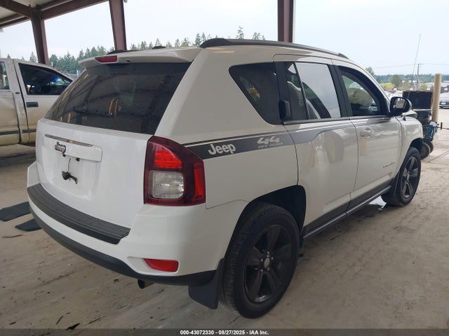 1C4NJDBB9GD756048 Jeep Compass