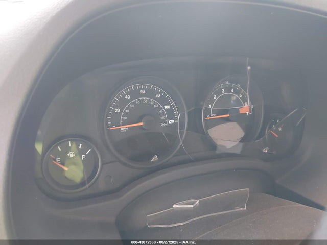 1C4NJDBB9GD756048 Jeep Compass