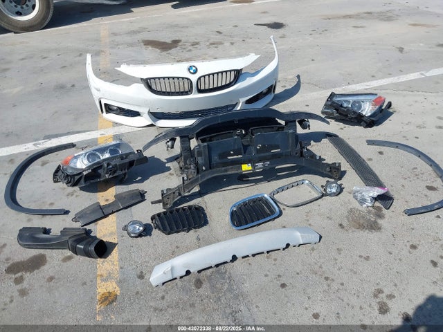 BMW X1 2014 WBAVM1C53EVW50536 Image 12