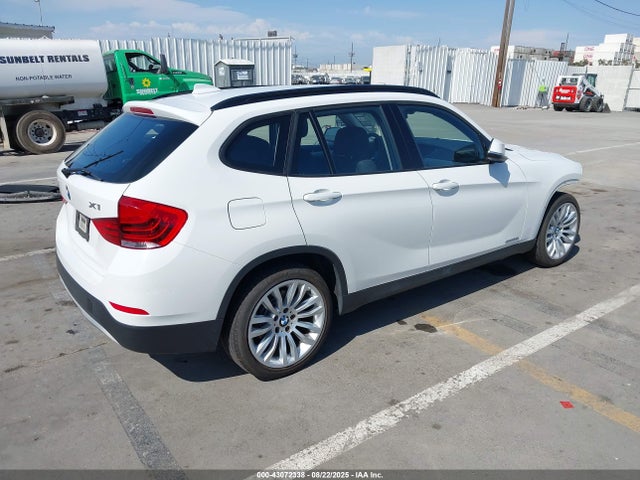 BMW X1 2014 WBAVM1C53EVW50536 Image 4