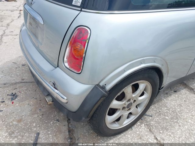 2002 MINI COOPER WMWRC33482TE11873 Photo 5