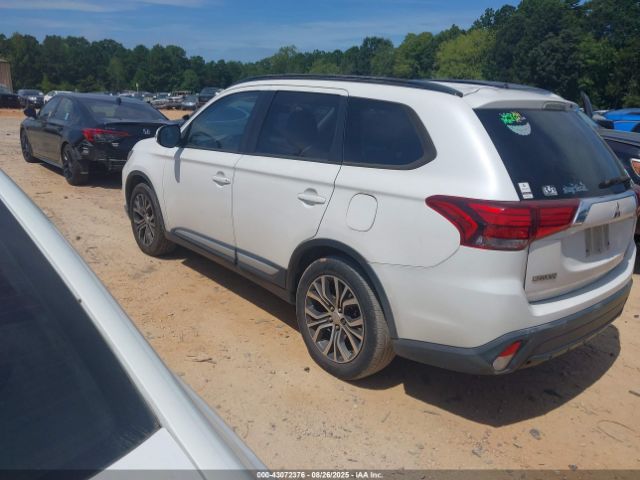 2016 MITSUBISHI OUTLANDER JA4AD3A39GZ024767 Photo 2