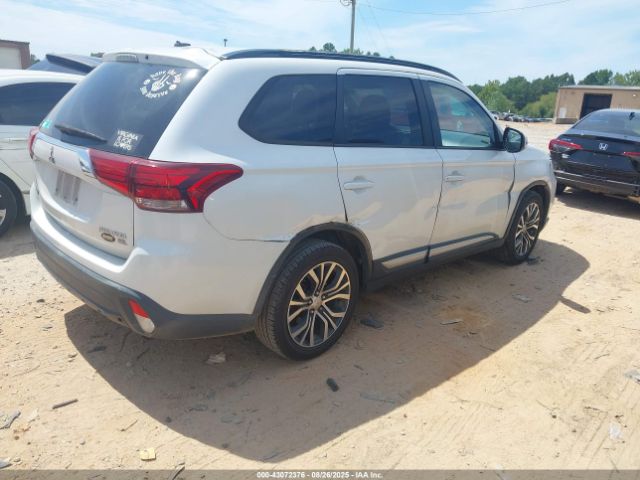2016 MITSUBISHI OUTLANDER JA4AD3A39GZ024767 Photo 3
