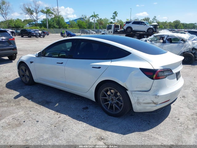 2023 TESLA MODEL 3 5YJ3E1EA6PF502075 Photo 2