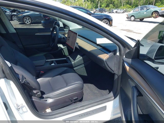 2023 TESLA MODEL 3 5YJ3E1EA6PF502075 Photo 4