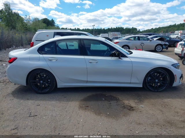 3MW5R7J00N8C29890 BMW 330I