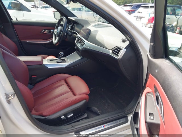 3MW5R7J00N8C29890 BMW 330I