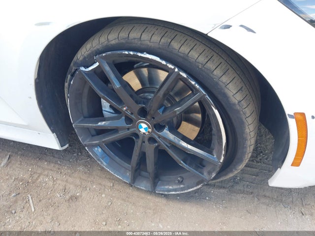 3MW5R7J00N8C29890 BMW 330I