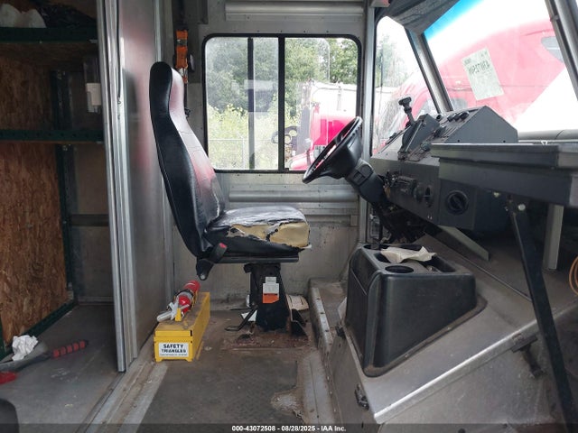 Продаж на аукціоні авто 2012 Workhorse Custom Chassis Commercial Chassis W42, vin: 5B4JFD2D8C3450031, номер лоту: 43072508