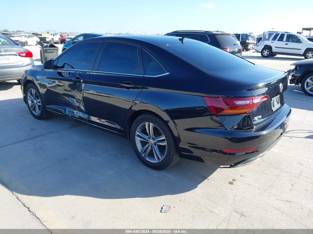 Volkswagen 1.4 tsi 2019 3VWC57BU9KM197254 Image 3