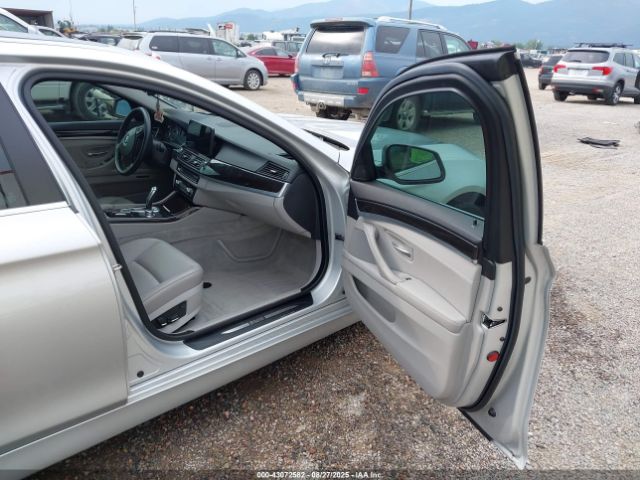 2011 BMW 550I WBAFU9C55BC785222 Photo 4