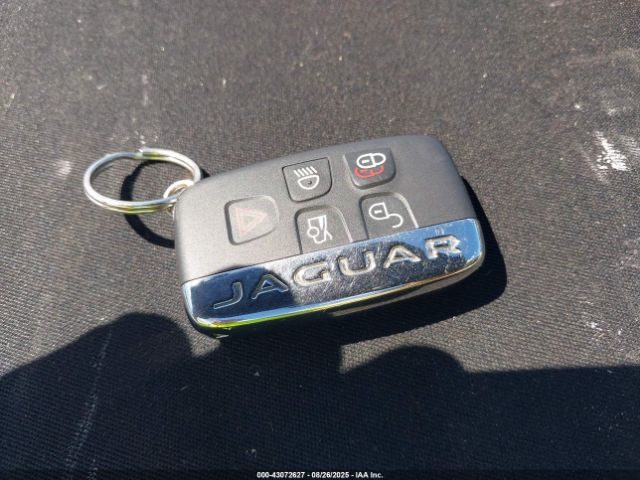 2019 JAGUAR F-TYPE SAJD55EE9KCK61117 Photo 10