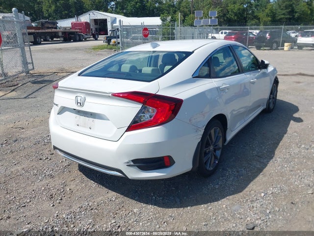 2HGFC1F3XMH700586 Honda l15b7