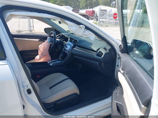 2HGFC1F3XMH700586 Honda l15b7