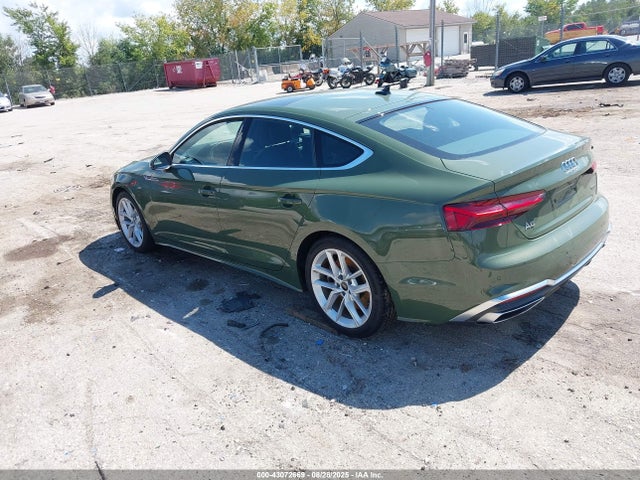 2024 AUDI A5 SPORTBACK WAUFACF58RA021338 Photo 2