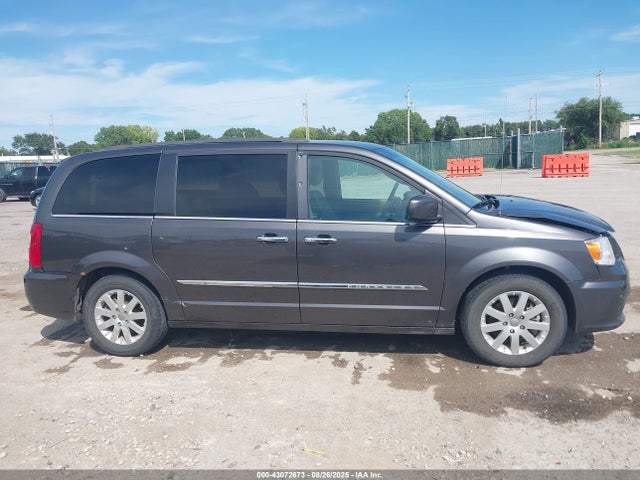 2C4RC1BG3FR535241 Chrysler Town and Country