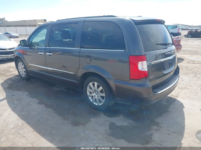 2C4RC1BG3FR535241 Chrysler Town and Country