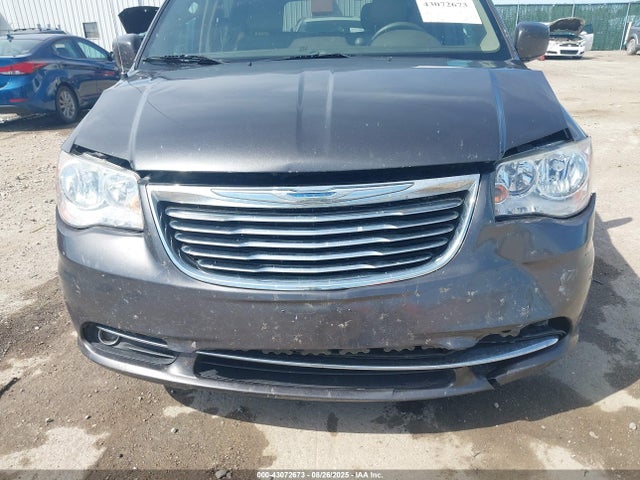 2C4RC1BG3FR535241 Chrysler Town and Country
