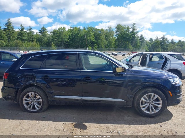 Audi Q7 2017 WA1LAAF72HD018986 Image 13