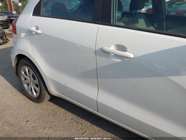 KIA gamma 2016 KNADM5A32G6686784 Image 12