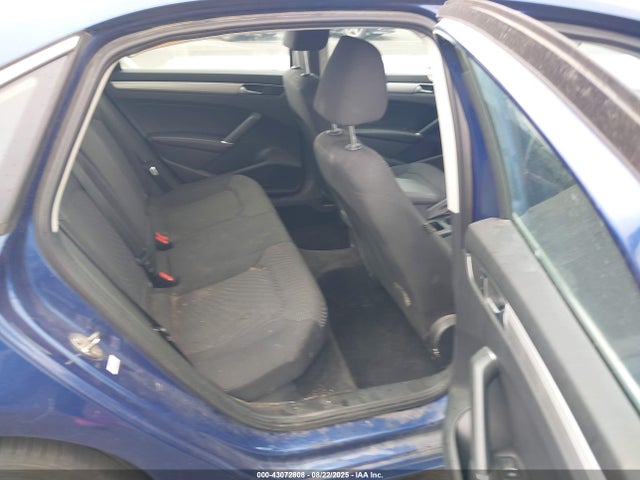 1VWAT7A34GC004586 Volkswagen 1.8t