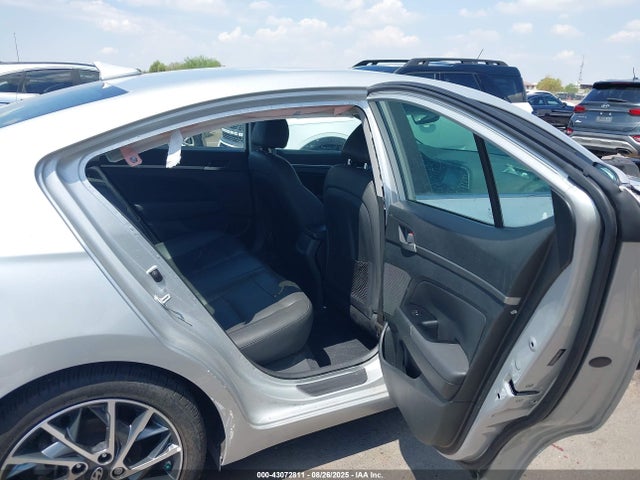 Hyundai mpi nu 2019 5NPD84LF5KH437497 Image 8
