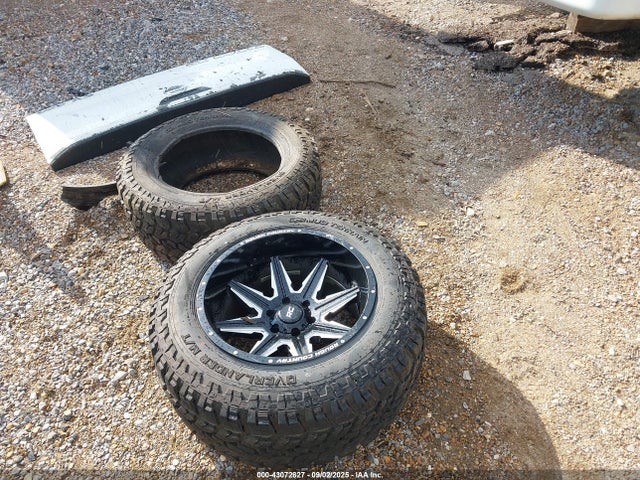 1N6BA1RP8HN534063 Nissan Titan