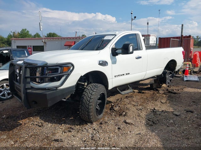 1N6BA1RP8HN534063 Nissan Titan