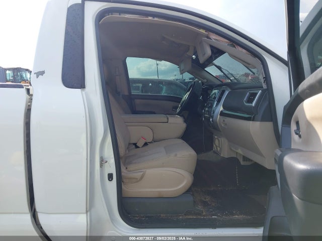 1N6BA1RP8HN534063 Nissan Titan