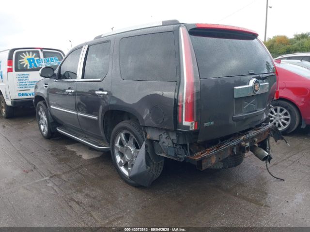 2010 CADILLAC ESCALADE 1GYUKBEFXAR133392 Photo 2
