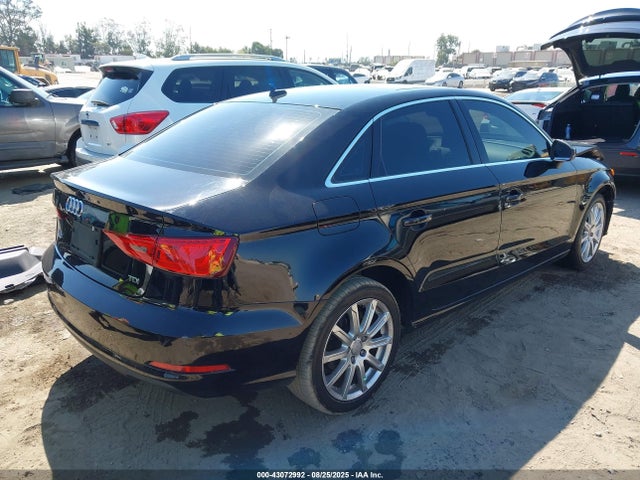 2015 AUDI A3 WAUCJGFF3F1091652 Photo 3