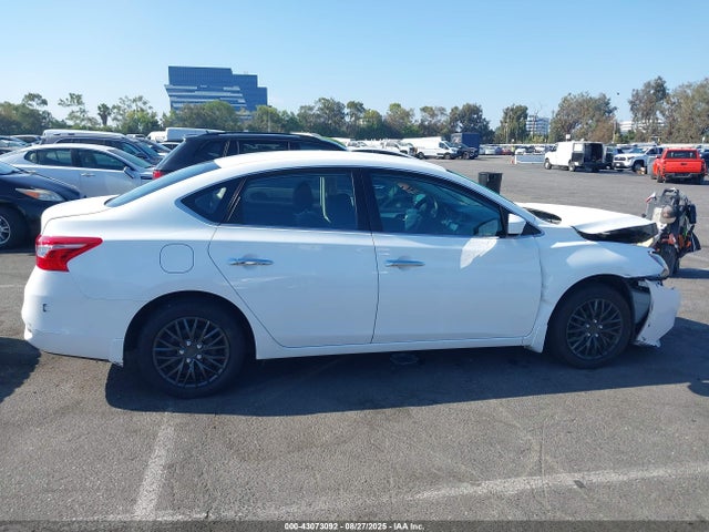 Nissan Sentra 2019 3N1AB7AP7KY232867 Image 14