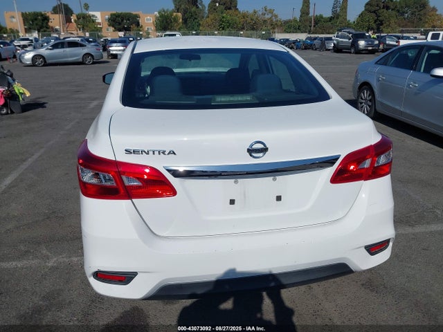 Nissan Sentra 2019 3N1AB7AP7KY232867 Image 17