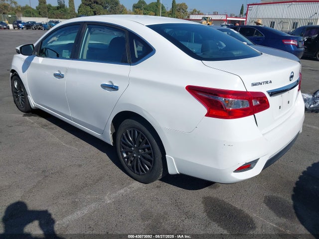 Nissan Sentra 2019 3N1AB7AP7KY232867 Image 3