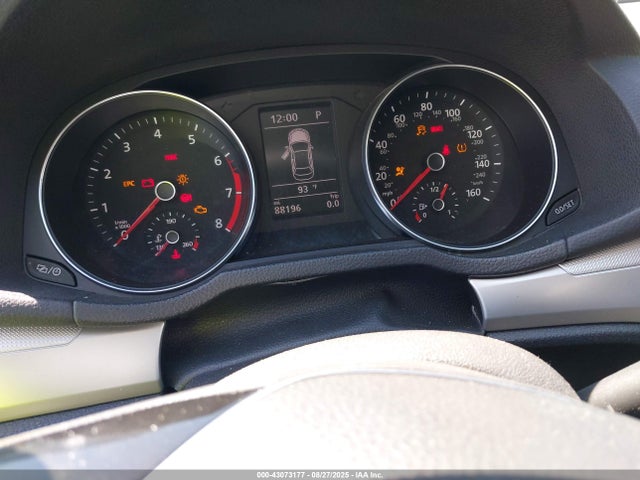 1VWAT7A39GC038085 Volkswagen 1.8t