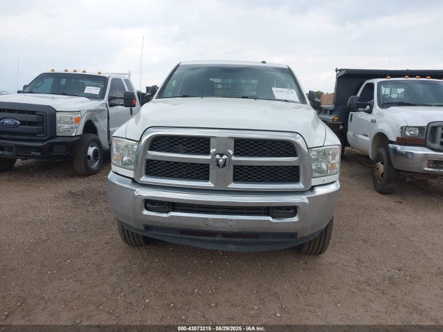 RAM 2018 2018 3C6UR5HJ1JG338237 Image 12