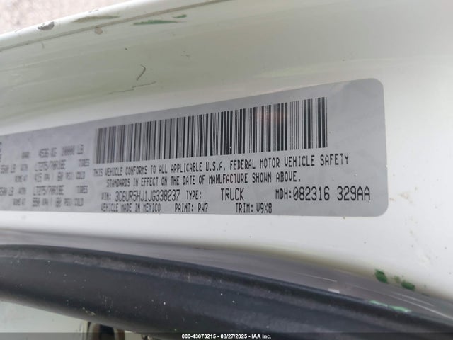 RAM 2018 2018 3C6UR5HJ1JG338237 Image 9