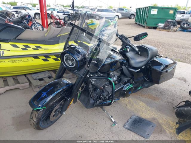 2018 HARLEY-DAVIDSON FLHRXS 1HD1KVC11JB623812