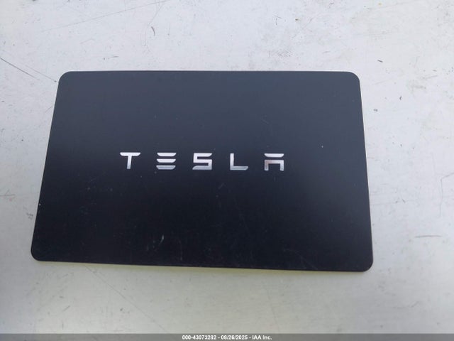 2024 TESLA MODEL Y 7SAYGDEE3RA218510 Photo 10