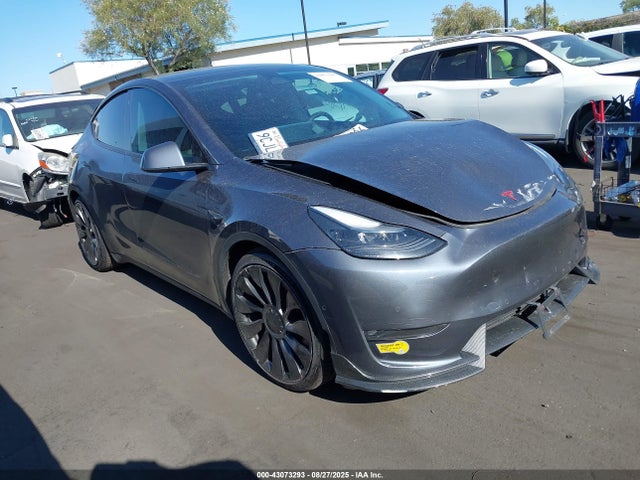 7SAYGDEFXNF499324 Tesla Model Y